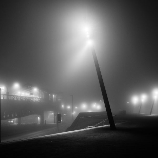Hamburg - Baumwall im Nebel (0076)